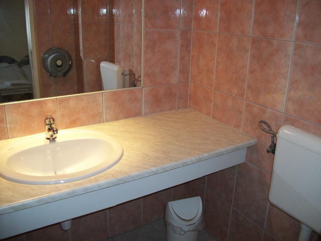 Hotel Viktoria Balatonalmádi Cameră foto
